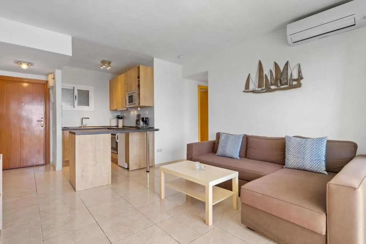 Seaview Apartment With Pool In Benalmadena By Costarentals - Ref 186