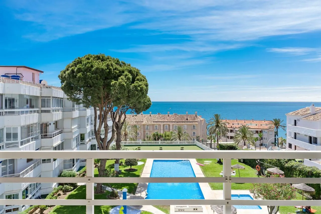Seaview Apartment With Pool In Benalmadena By Costarentals - Ref 186 location
