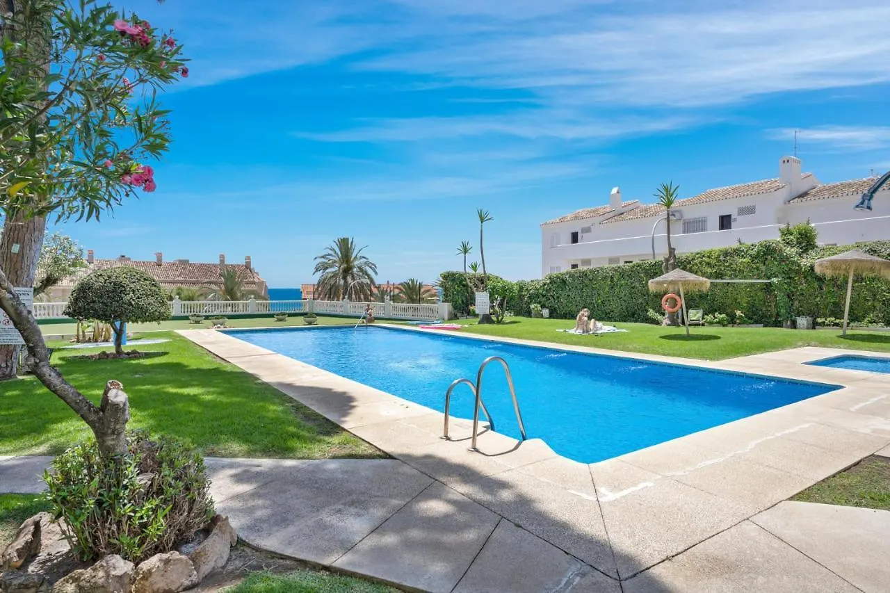 Seaview Apartment With Pool In Benalmadena By Costarentals - Ref 186 0*,
